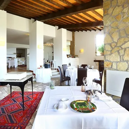 La Bandiera Bed & Breakfast *