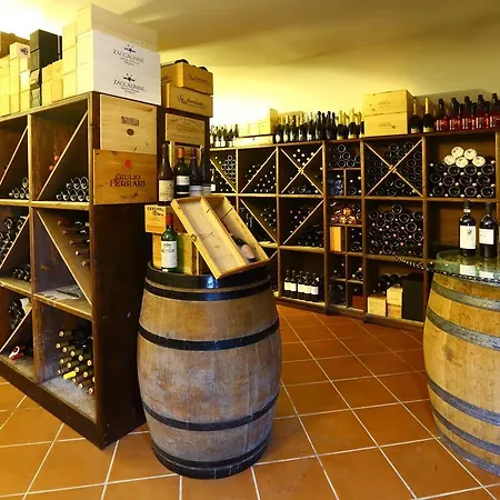 La Bandiera Oda ve Kahvaltı *